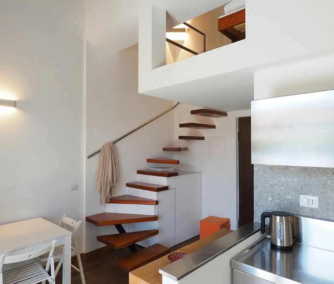 מילאנו Contempora Apartments - Loft Via Podgora, 3 0*,  איטליה